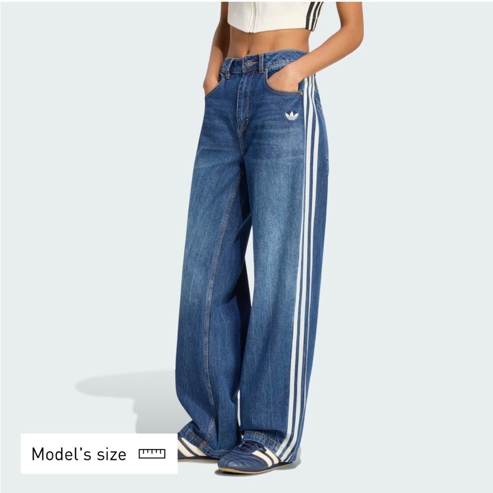 Adidas Vintage dad jeans, current model sold out everywhere. Size 29/30.